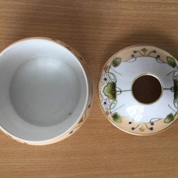 Vintage hand painted Nippon jar hair receiver floral Japanese porcelain green M - Picture 2 of 5